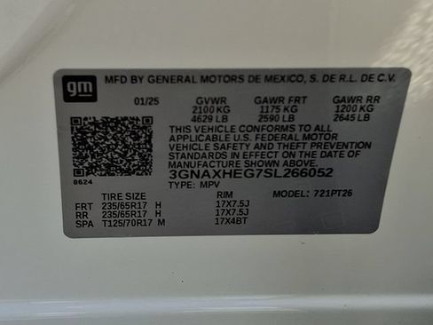 Used 2025 Chevrolet Equinox LT FWD image 27