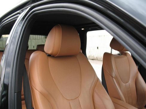 Used 2019 BMW X5 xDrive40i w/ Convenience Package image 23