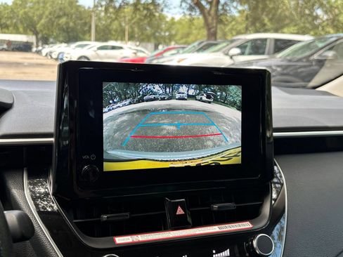 Used 2025 Toyota Corolla LE FWD image 22