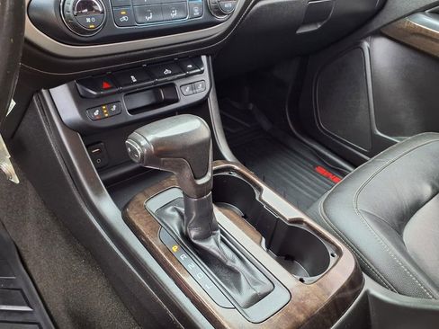 Used 2017 GMC Canyon SLT w/ Trailering Package image 18