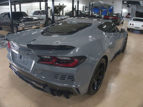 Used 2025 Chevrolet Corvette E-Ray w/ ZER Performance Package image 5