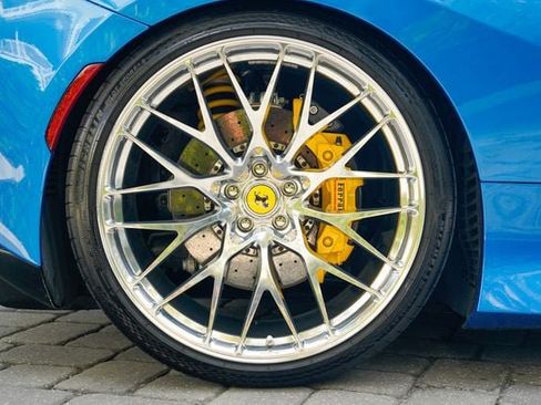 Used 2021 Ferrari F8 Tributo RWD image 31