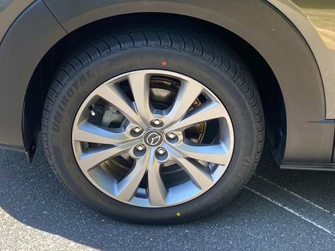 Used 2022 MAZDA CX-30 AWD 2.5 S w/ Premium Package image 6