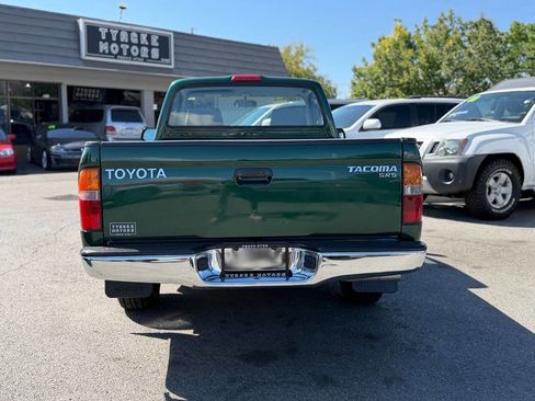 Used 2000 Toyota Tacoma 2WD Regular Cab image 30