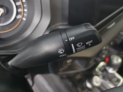 Used 2025 Jeep Gladiator Sport AWD/4WD image 39