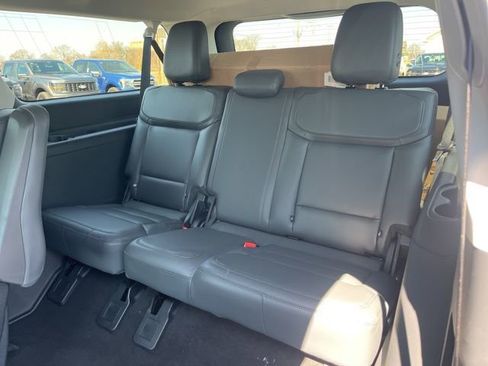 New 2026 Ford Expedition Max Active AWD/4WD image 8