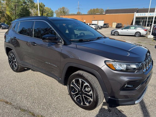 Used 2024 Jeep Compass Limited AWD/4WD image 20