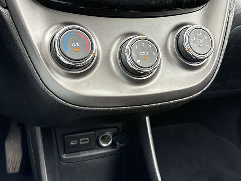 Certified 2021 Chevrolet Spark LS image 18