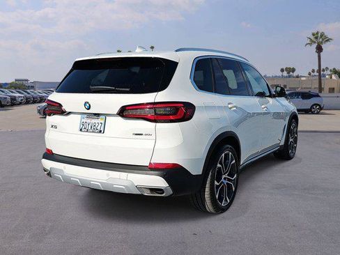 Certified 2023 BMW X5 sDrive40i w/ Executive Package image 5