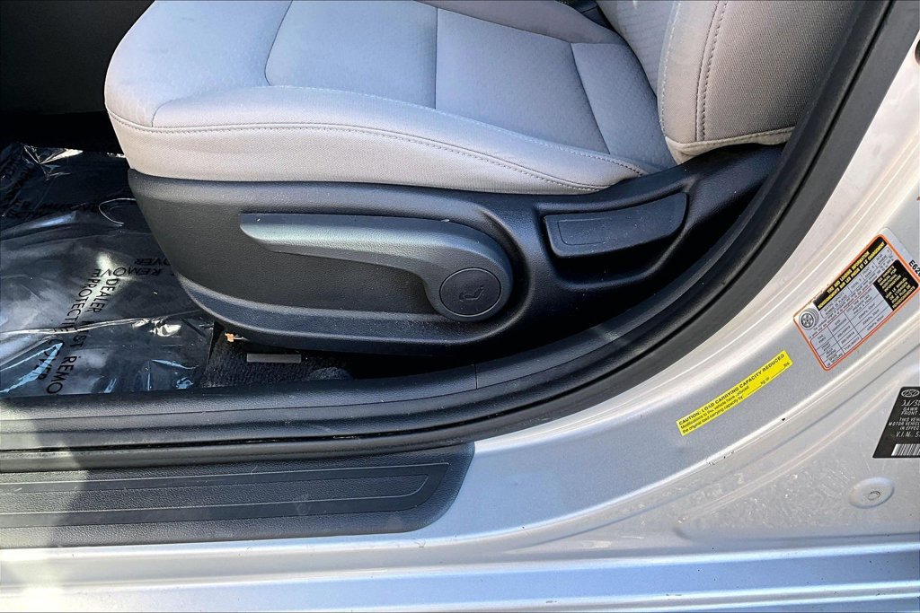 Used 2020 Hyundai Elantra SEL FWD image 38