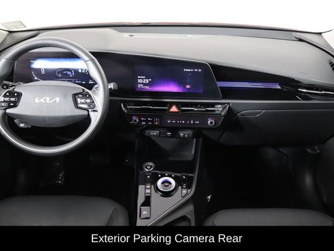 Used 2023 Kia Niro Wind w/ Wind Preserve Package FWD image 10