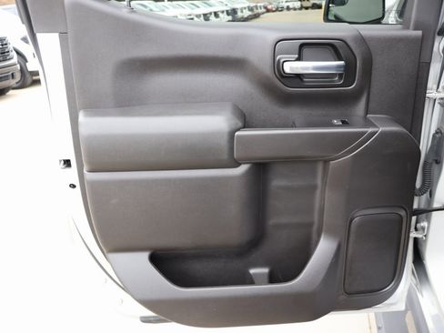 Used 2020 Chevrolet Silverado 1500 Custom w/ Custom Value Package image 21