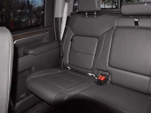 Used 2025 Chevrolet Silverado 2500 LT w/ Safety Package image 19