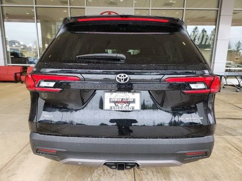 New 2026 Toyota Grand Highlander Platinum AWD/4WD image 10