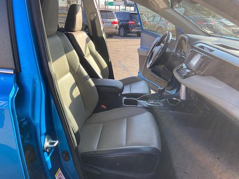 Used 2016 Toyota RAV4 Limited image 21