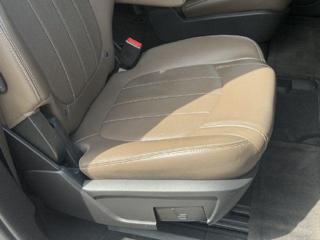 Used 2017 GMC Acadia Limited SLT FWD image 21