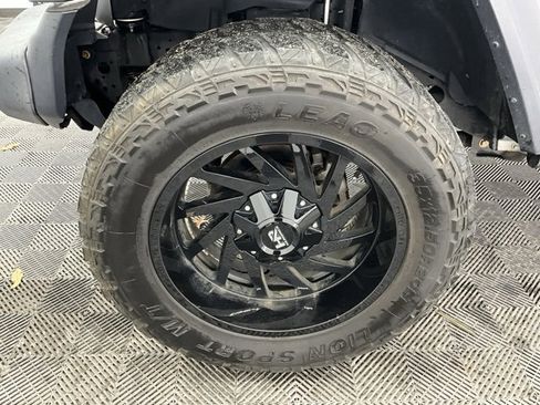 Used 2020 Jeep Gladiator Sport w/ Quick Order Package 24S image 27