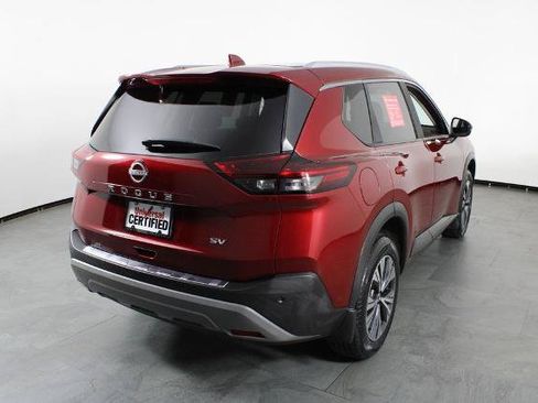 Certified 2022 Nissan Rogue SV w/ SV Premium Package FWD image 16