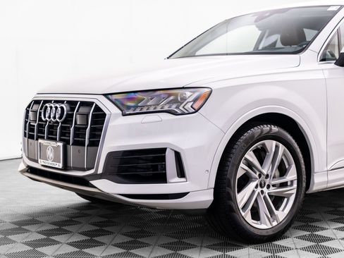 Used 2022 Audi Q7 3.0T Prestige w/ Prestige Package AWD/4WD image 37