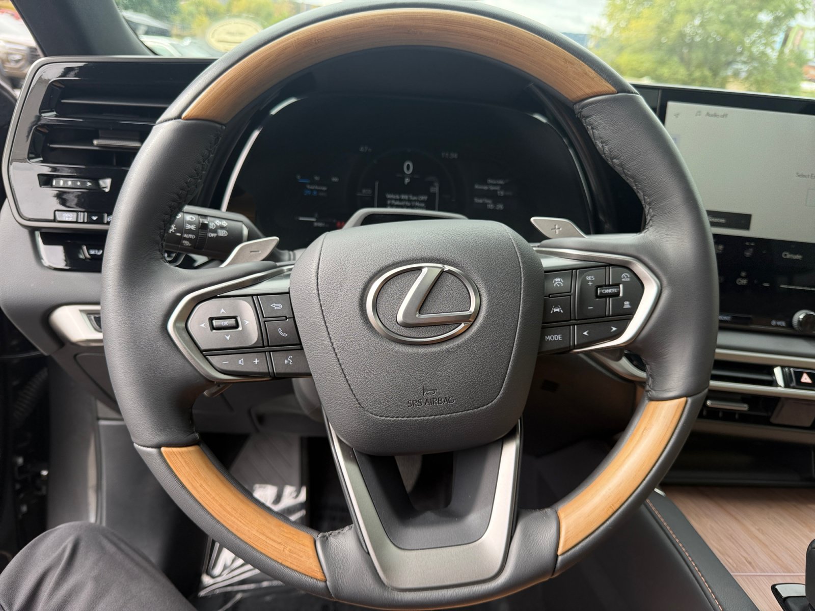 Certified 2026 Lexus RX 350h w/ Convenience Package AWD/4WD image 9