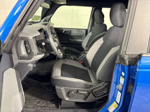 Certified 2022 Ford Bronco Base image 30