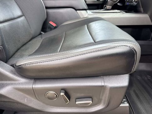 Used 2019 Ford F150 Raptor w/ Equipment Group 802A Luxury image 13