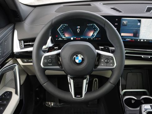 New 2026 BMW X2 xDrive28i w/ Technology Package AWD/4WD image 14