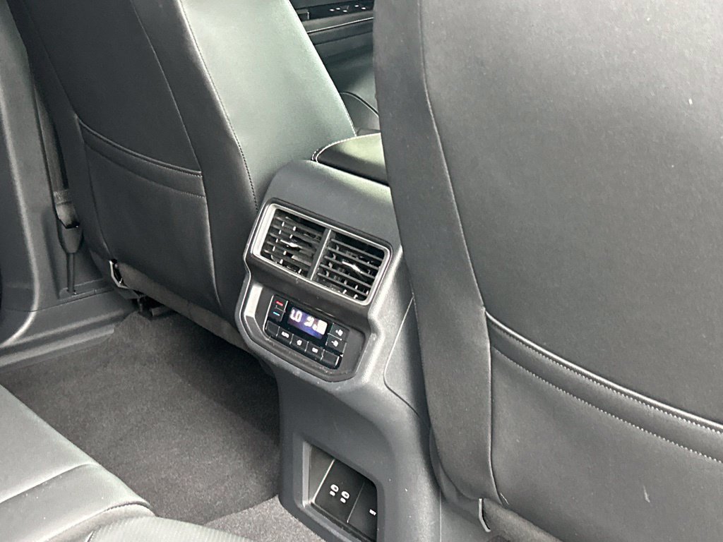 Used 2026 Volkswagen Atlas SE FWD image 48