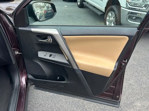 Used 2017 Toyota RAV4 XLE image 22