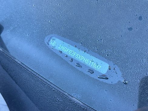 Used 2023 Honda Civic Sport image 3