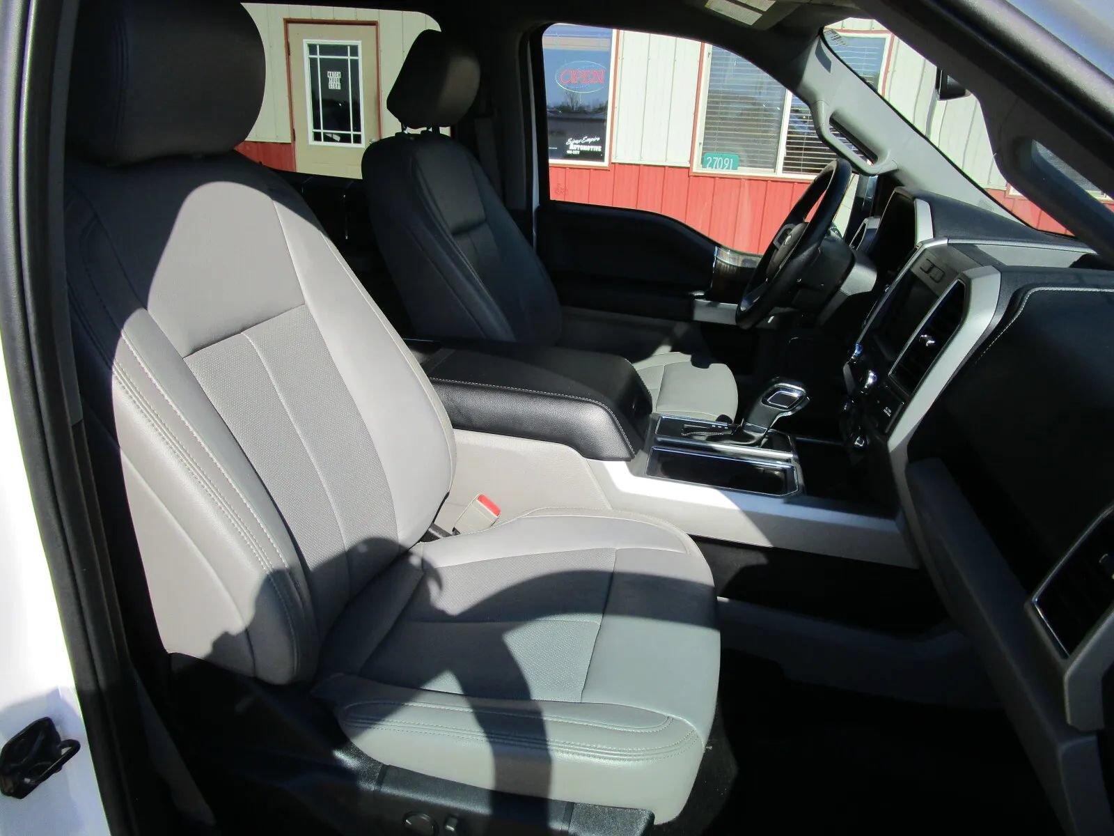 Used 2019 Ford F150 Lariat AWD/4WD image 20