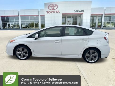 Used 2013 Toyota Prius Persona Series FWD image 2