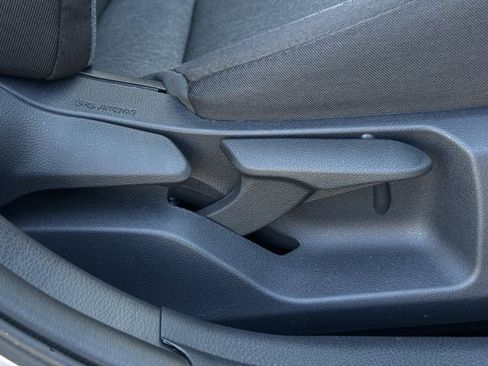 Used 2025 Toyota Camry LE image 29