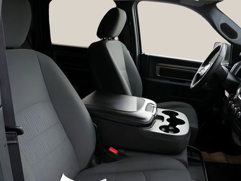 Used 2024 RAM 1500 Classic Warlock AWD/4WD image 18