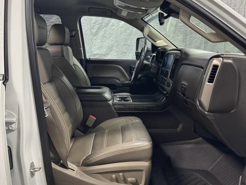 Used 2016 GMC Sierra 2500 Denali w/ Duramax Plus Package image 14