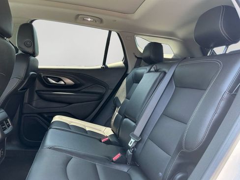 Used 2023 GMC Terrain SLT w/ Infotainment Package II AWD/4WD image 15