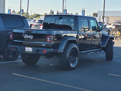 Used 2021 Jeep Gladiator Overland w/ Popular Equipment Package AWD/4WD image 4