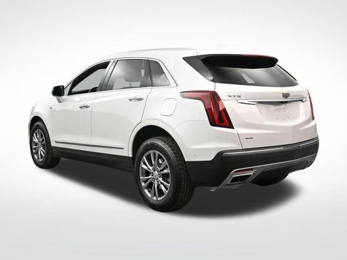 Certified 2023 Cadillac XT5 Premium Luxury w/ Technology Package AWD/4WD image 3