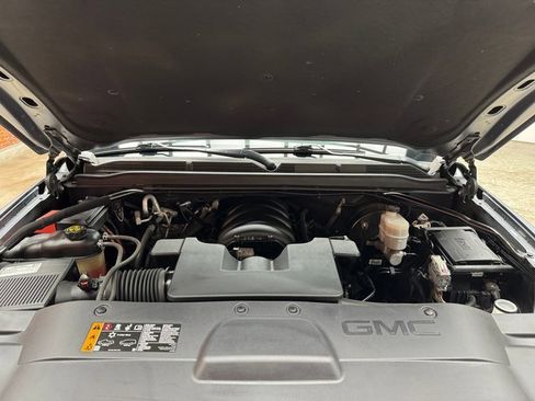 Used 2019 GMC Yukon SLE w/ SLE Value Package image 28