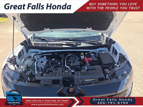 Used 2026 Nissan Kicks SV w/ Cold Weather Package AWD/4WD image 9
