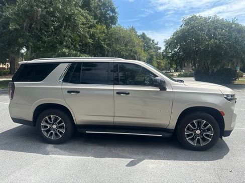 Used 2023 Chevrolet Tahoe LT w/ Luxury Package RWD image 7