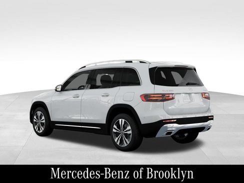 Certified 2026 Mercedes-Benz GLB 250 4MATIC image 31
