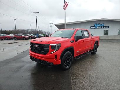 Used 2025 GMC Sierra 1500 Elevation