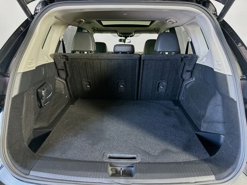 Used 2023 Nissan Rogue SV w/ SV Premium B Package image 29