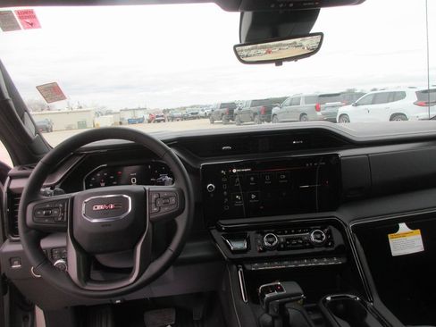 New 2026 GMC Sierra 1500 AT4X AWD/4WD image 17