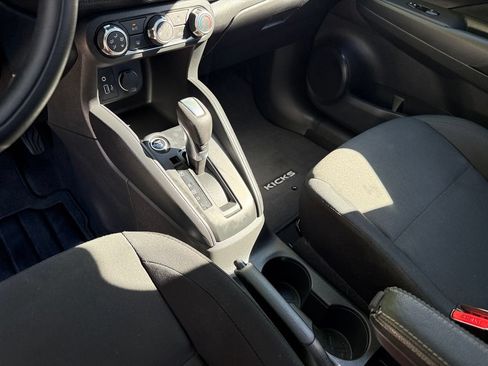 Used 2025 Nissan Kicks Play S FWD image 13