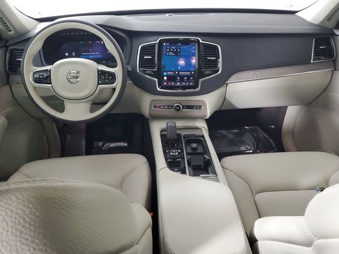 Certified 2024 Volvo XC90 B5 Plus w/ Protection Package Premier image 17