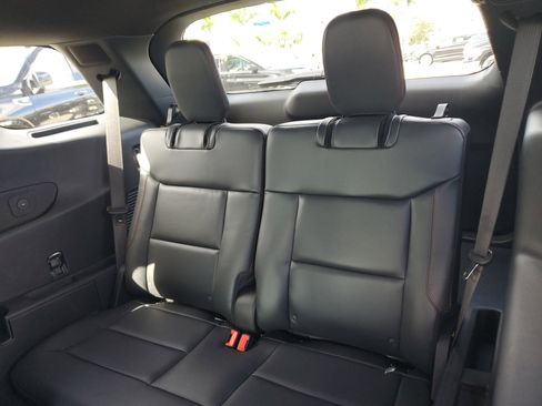 New 2026 Ford Explorer ST-Line w/ ST-Line Street Pack image 12