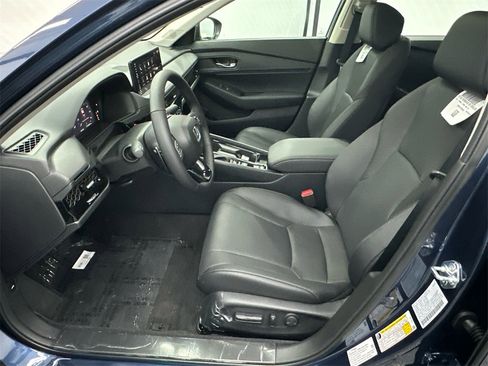 New 2025 Honda Accord EX-L image 9