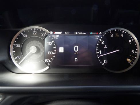 Used 2022 Land Rover Defender 110 S image 21